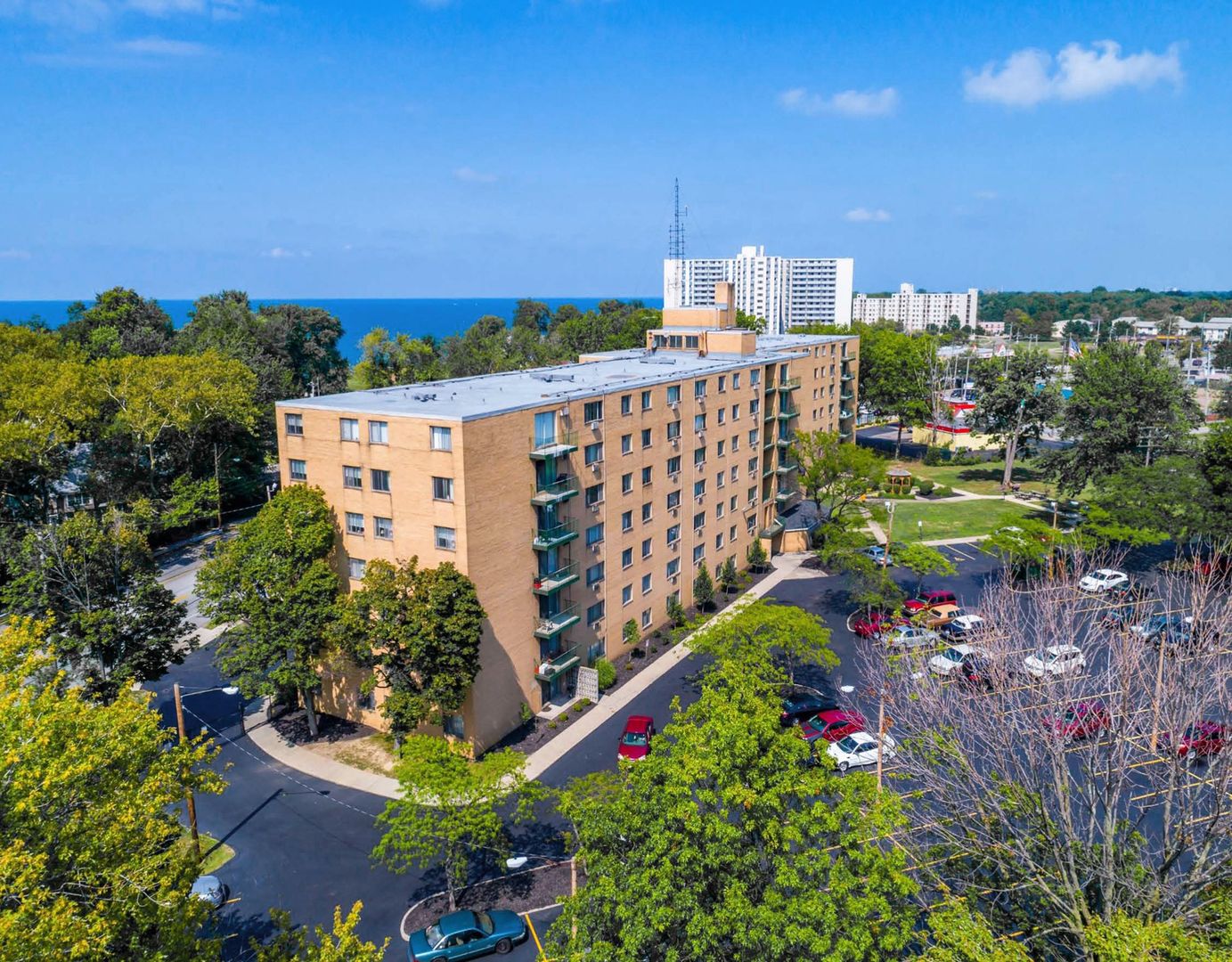 1-2 Bed Apartments for Rent in Lakeshore Boulevard | Cleveland | Ohio #44110 Image