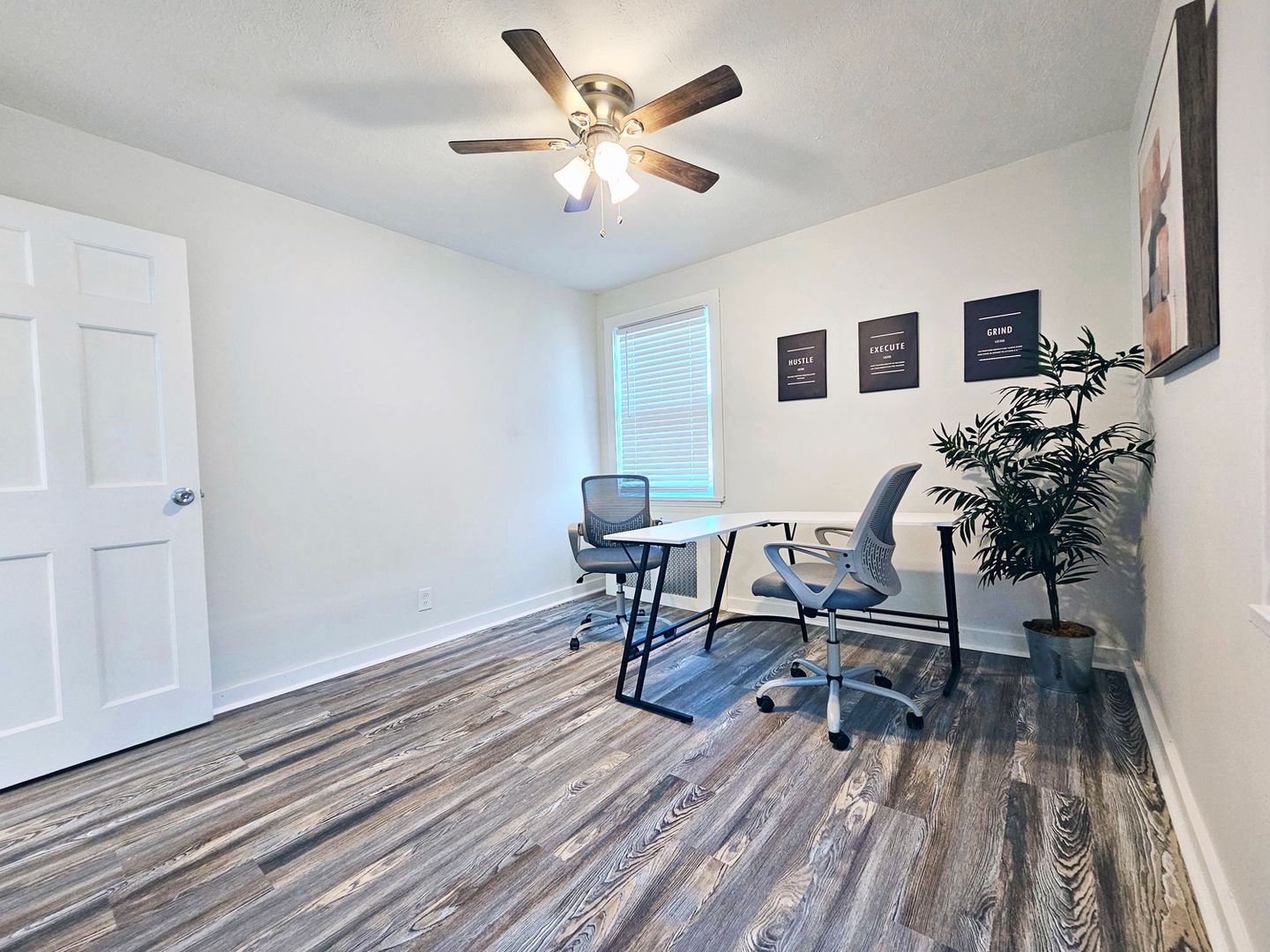 1 Bed Apartments for Rent in Cleveland | Ohio | Newly Renovated #44120 Image