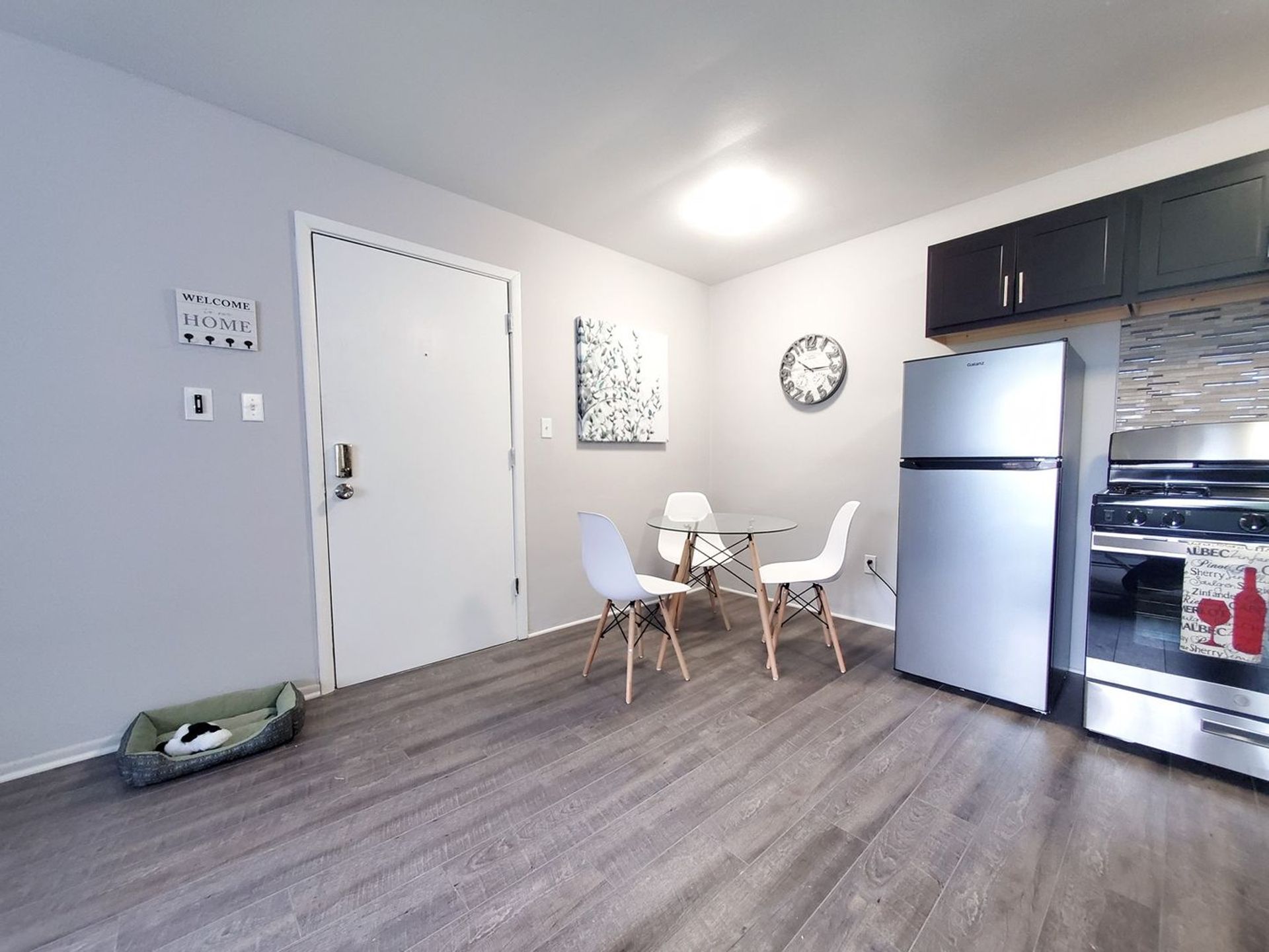 1 Bedroom Apartments for Rent | Newly Renovated Image