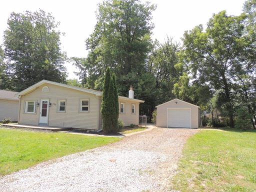 3 Bed – 1 Full Bath Eastlake, Ohio Ranch for Rent!