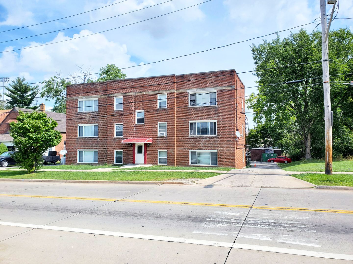 2 Bed – 1 Bath Apartment for Rent in Maple Heights! Image