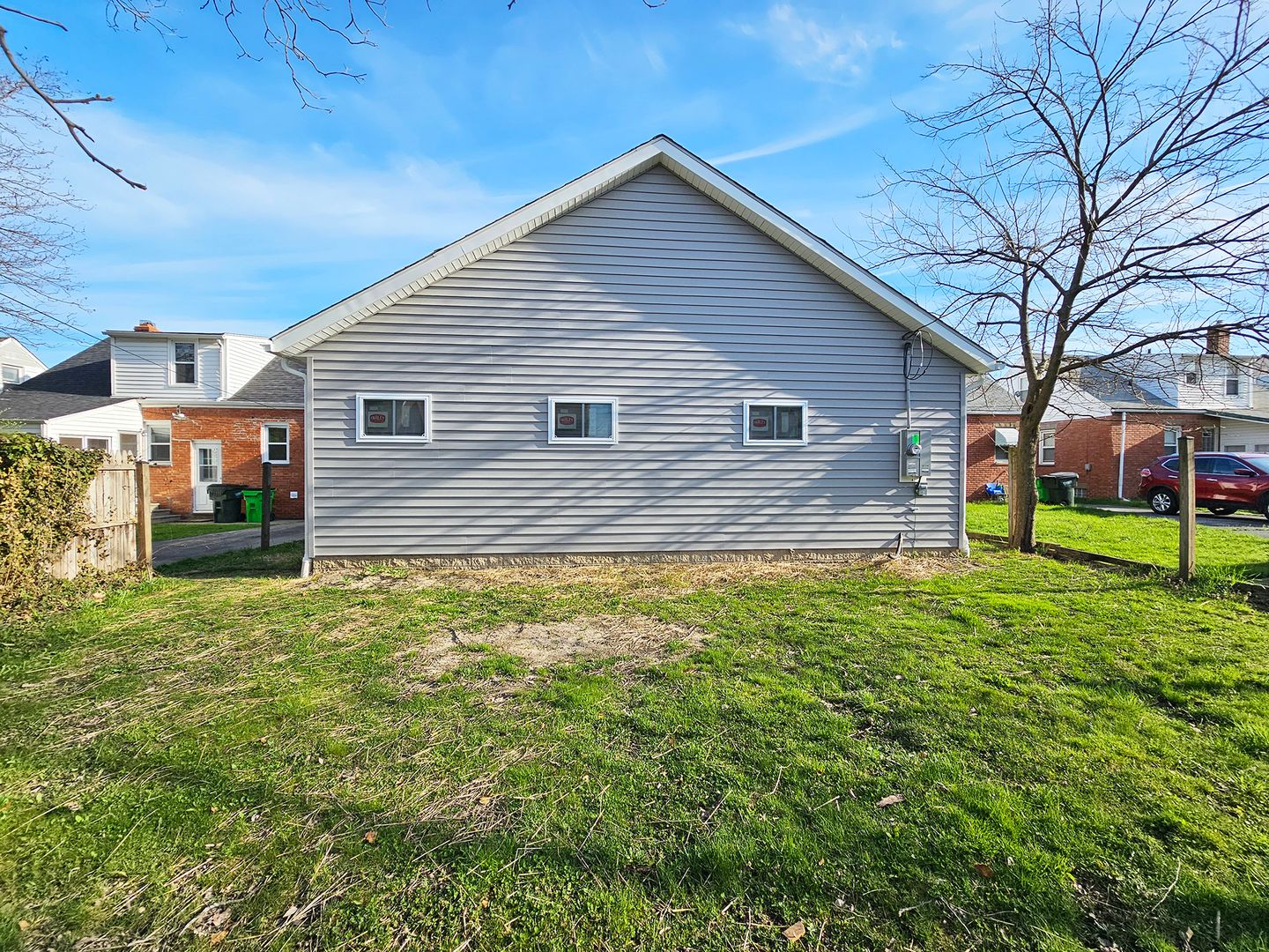 3 Bed & 2 Full Bath Ranch in South Euclid for Rent! Image