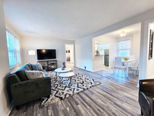 2 Bed and 1.5 Bath Apartments for Rent in Shaker Heights | Newly Renovated