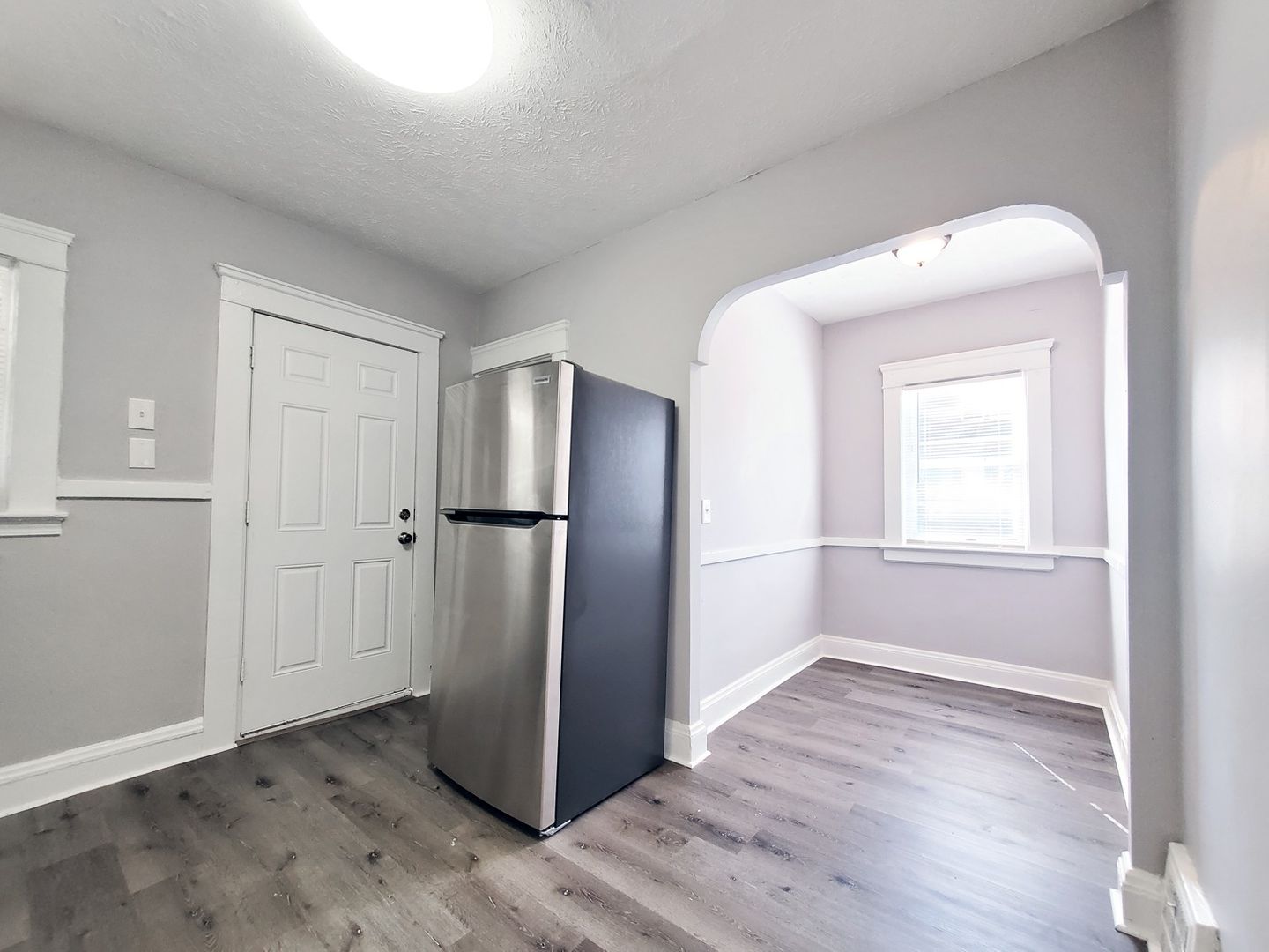4 Bed – 1 Bath – 3 Story Duplex Unit for Rent! Image