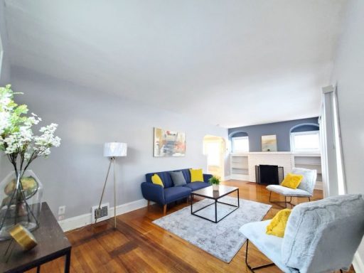 5 Bed – 2 Full Bath Cape Cod for Rent!
