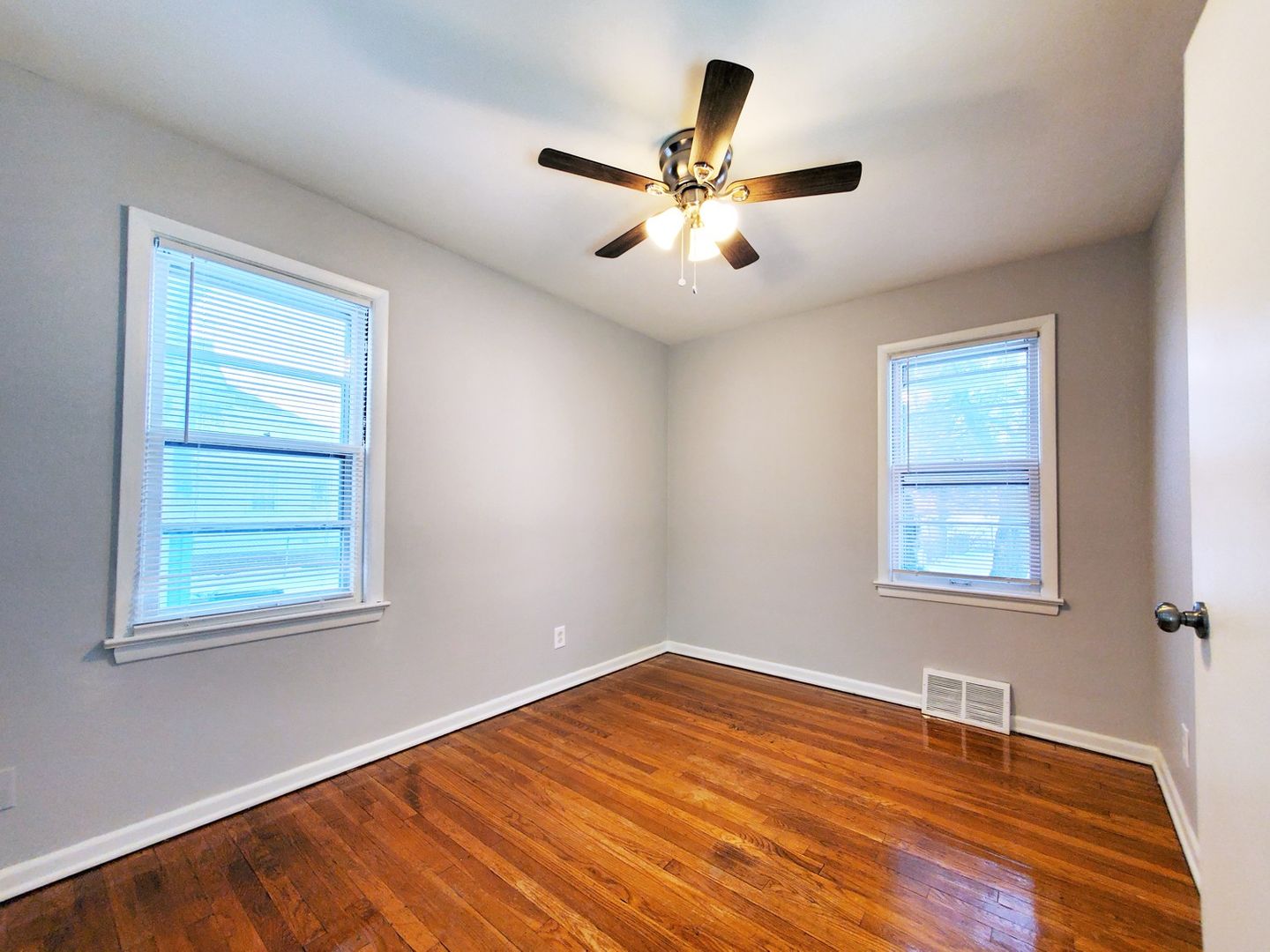 Completely Renovated 3 Bed – 2 Full Bath Cape Cod for Rent! Image