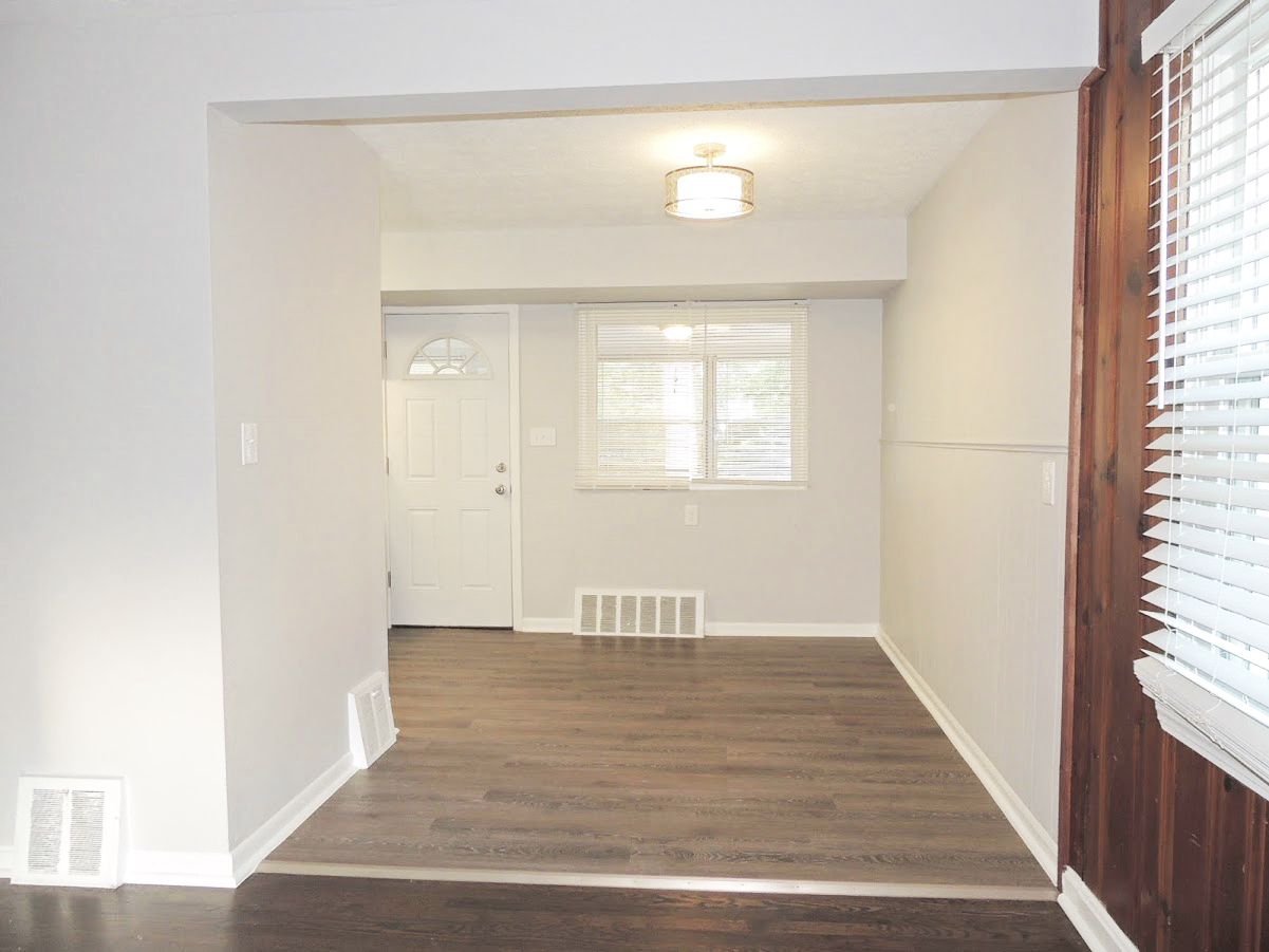 4 Bed – 1 Full Bath Cape Cod for Rent! Image