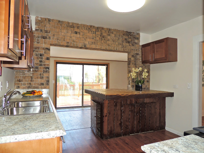 Renovated 3 Bedroom and 1 Bath Colonial for Rent! Image