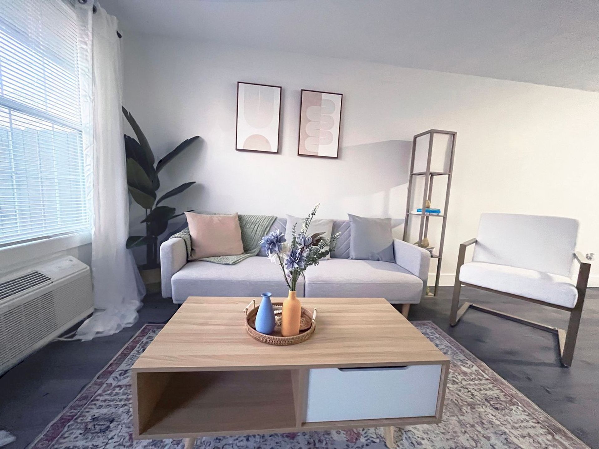 1 Bed and 1 Bath Apartments with In-Unit Laundry for Rent | Entirely Renovated Image