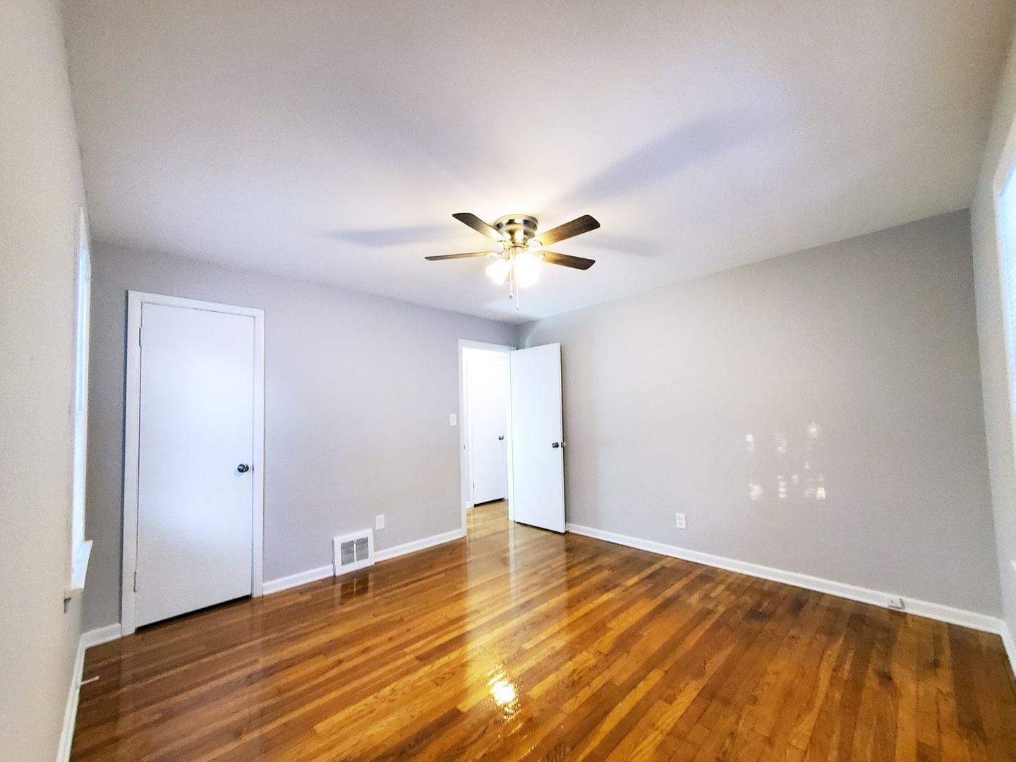 Completely Renovated 3 Bed – 2 Full Bath Cape Cod for Rent! Image