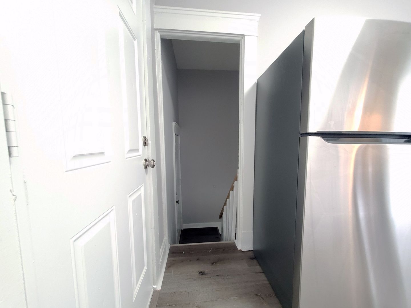 4 Bed – 1 Bath – 3 Story Duplex Unit for Rent! Image