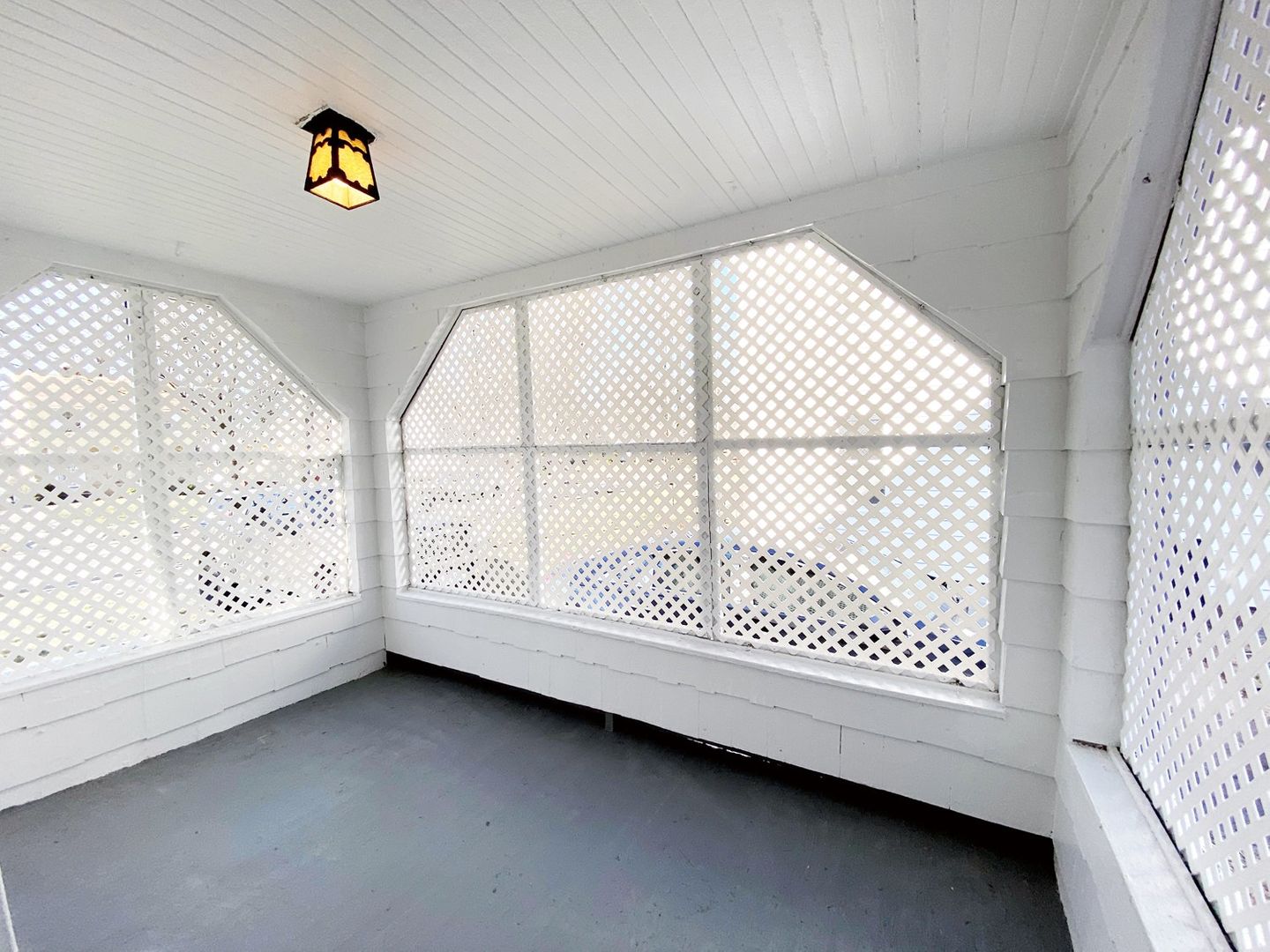 4 Bed – 1 Bath Colonial for Rent in Cleveland Heights | Gorgeously Renovated! Image