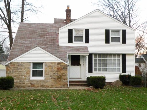 Renovated 3 Bedroom Colonial!