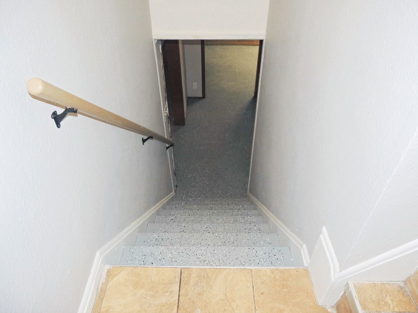 Completely Renovated 3 Bed – 2 Full Bath Cape Cod for Rent! Image