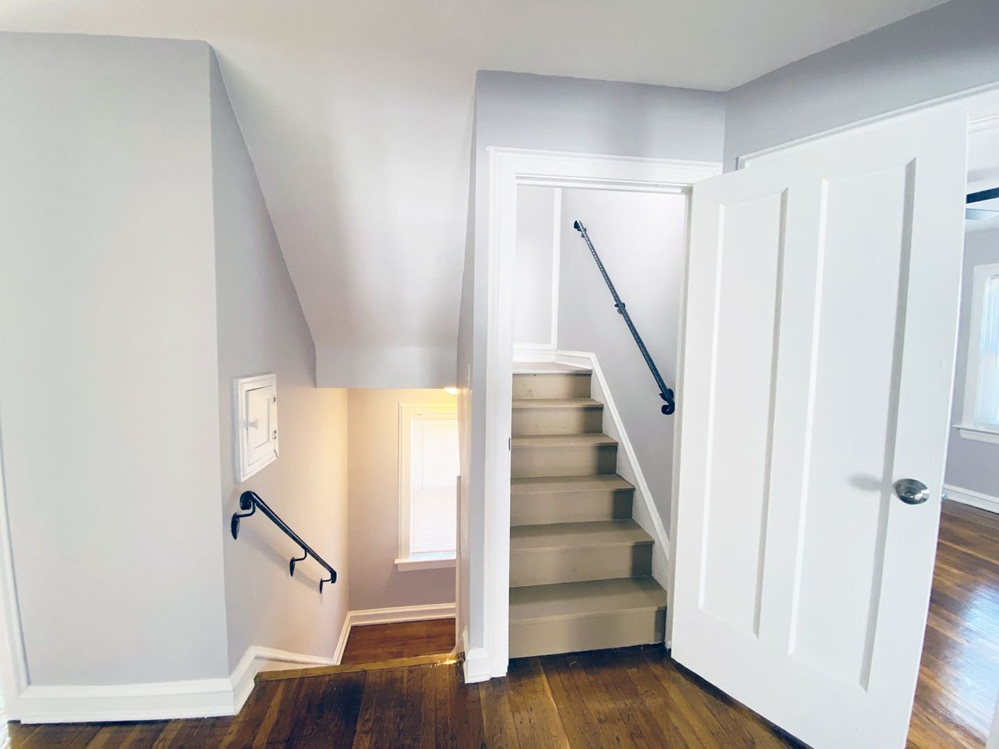 4 Bed – 1 Bath Colonial for Rent in Cleveland Heights | Gorgeously Renovated! Image