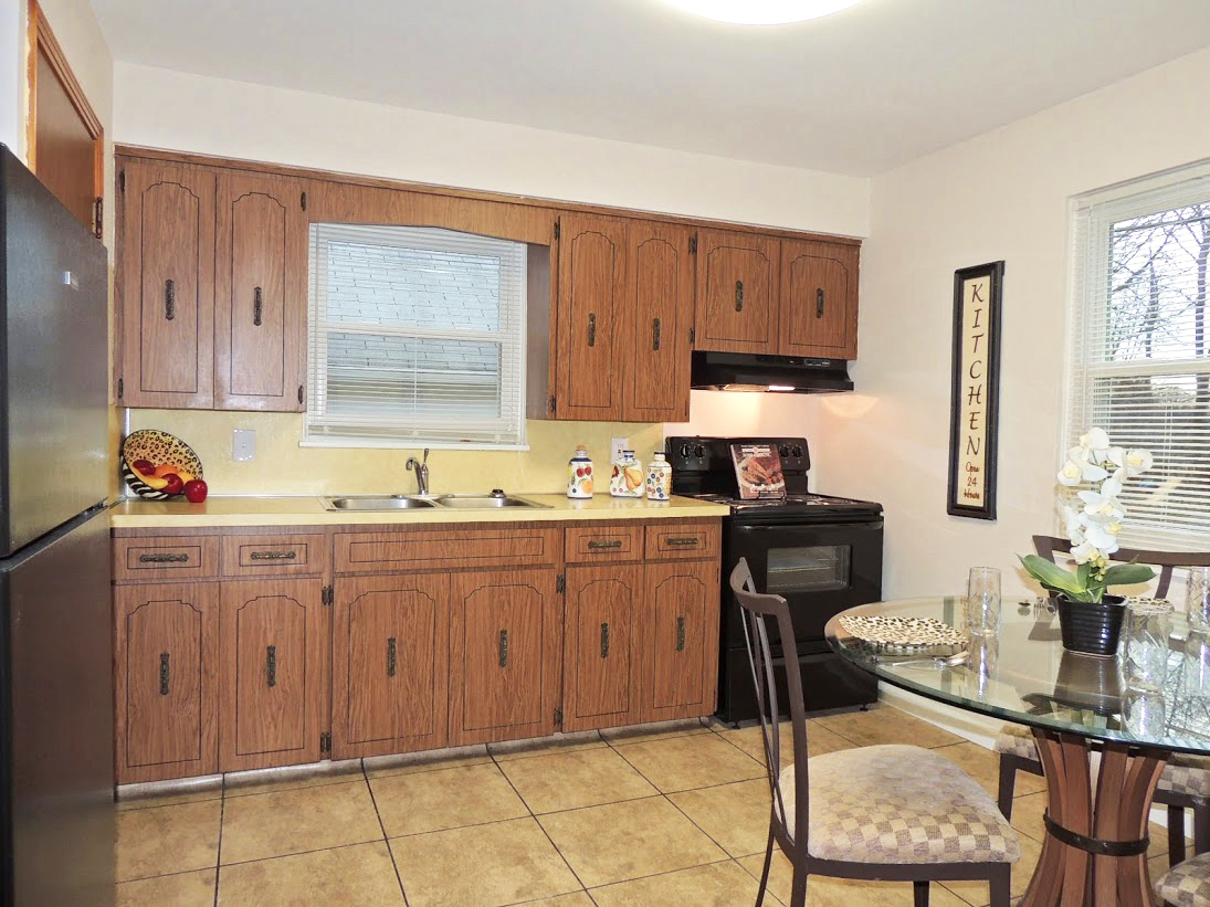 4 Bedroom – 2 Full Bath Bungalow for Rent! Image