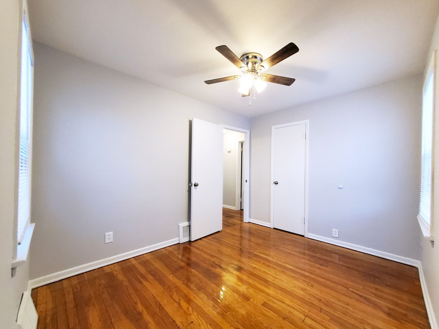 Completely Renovated 3 Bed – 2 Full Bath Cape Cod for Rent! Image