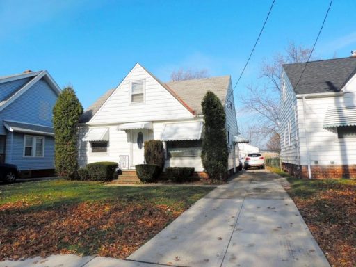 Completely Renovated 3 Bed – 2 Full Bath Cape Cod for Rent!