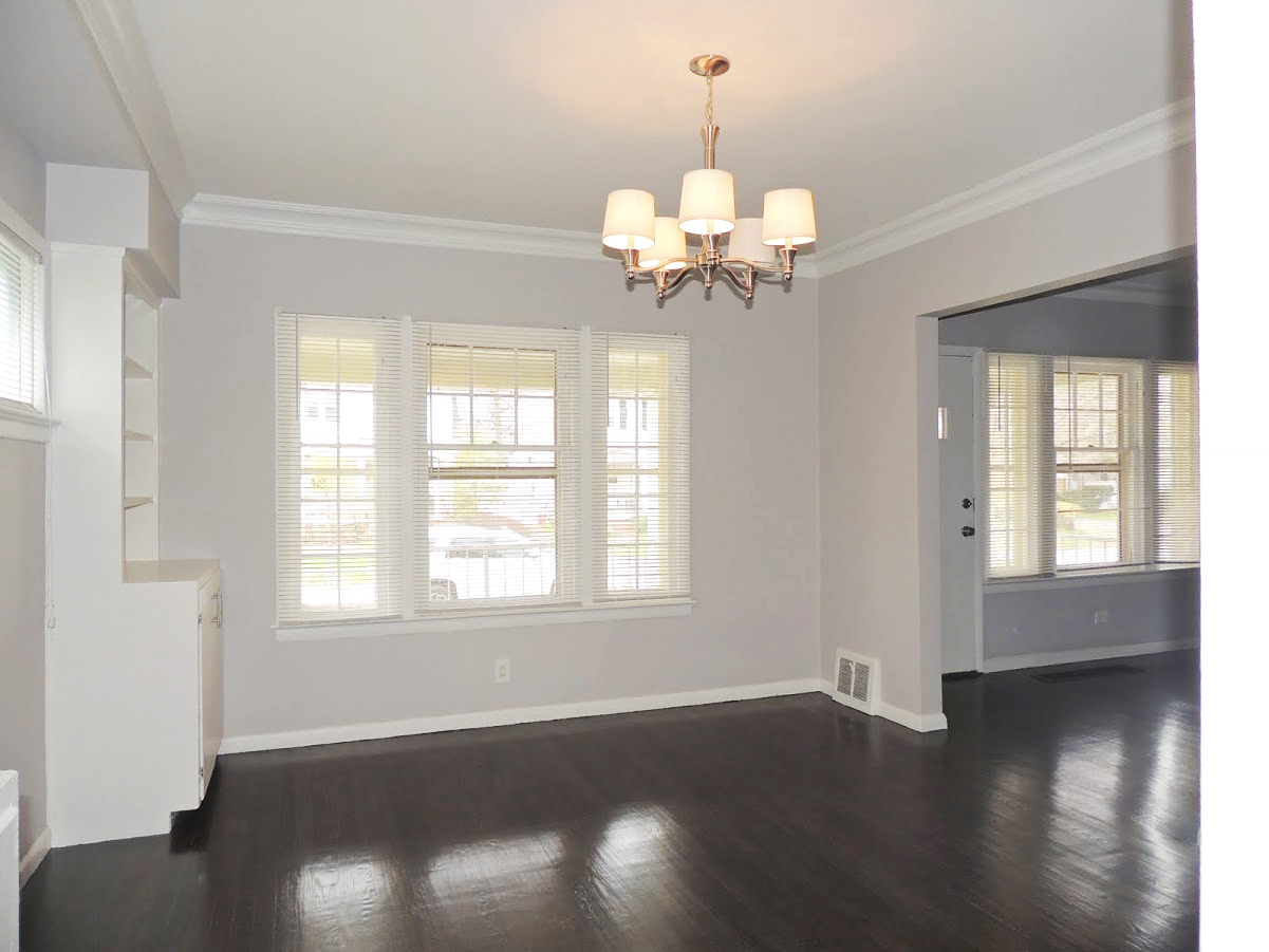 Updated 3 Bedroom – 1.5 Bathroom Cleveland Hts. Colonial for Rent! Image