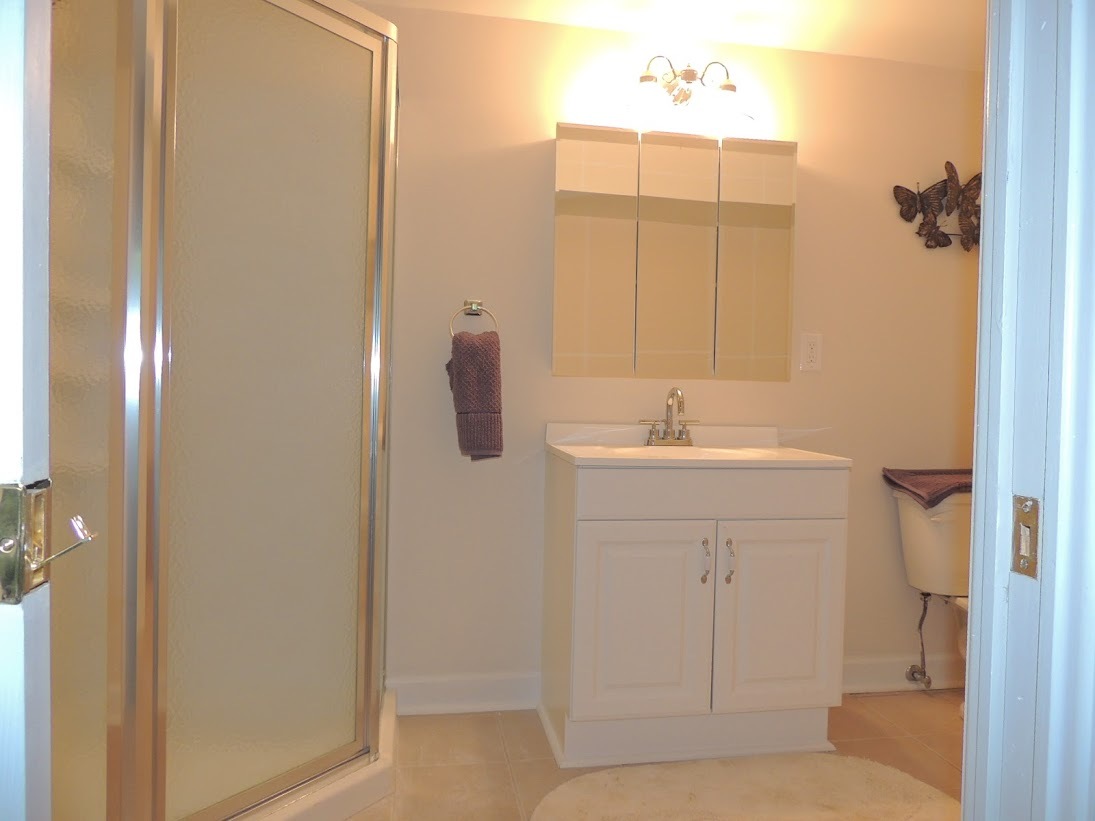 3 Bedroom, 2 bathroom Ranch for Rent! Image