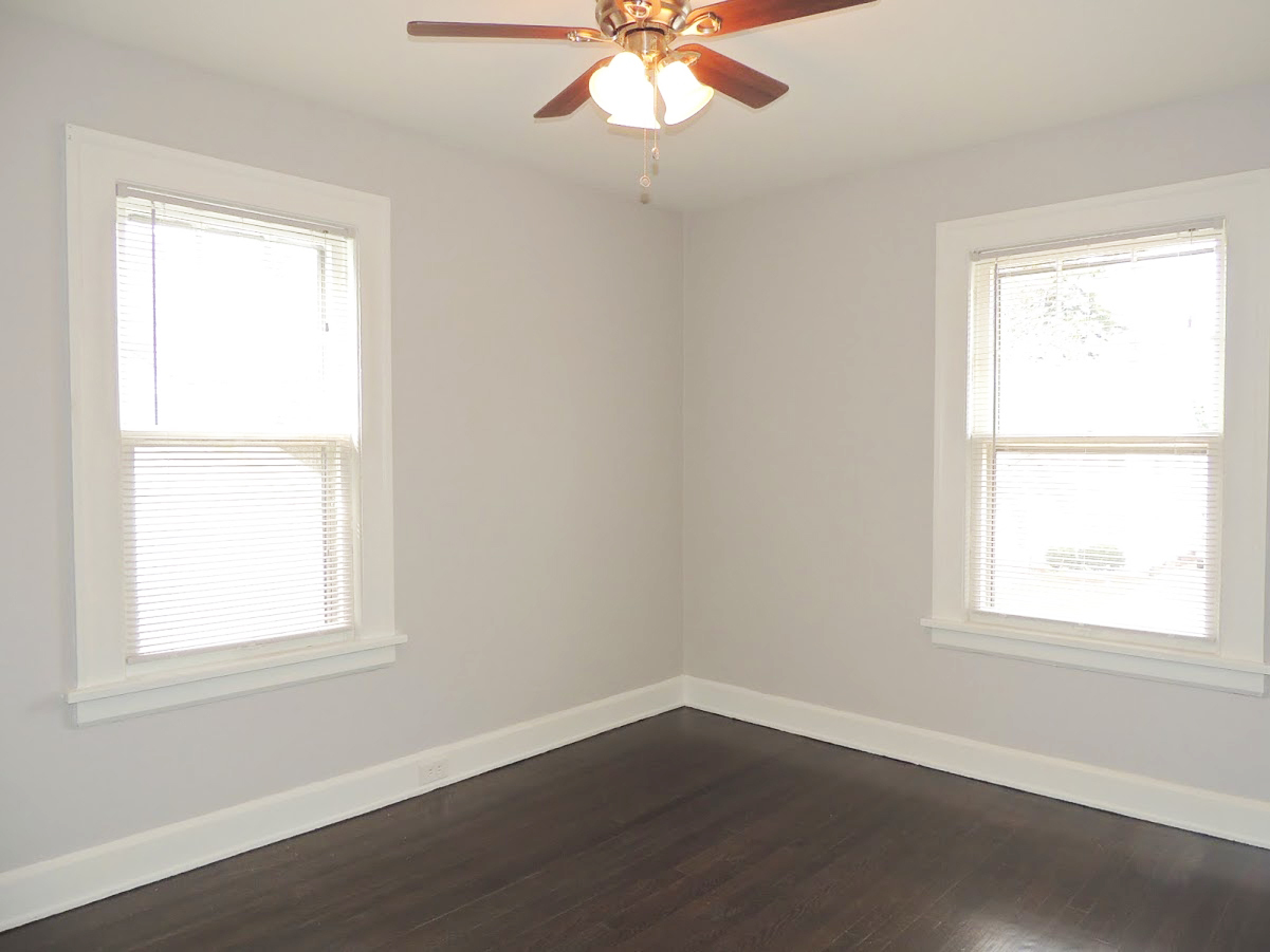 Updated 3 Bedroom – 1.5 Bathroom Cleveland Hts. Colonial for Rent! Image