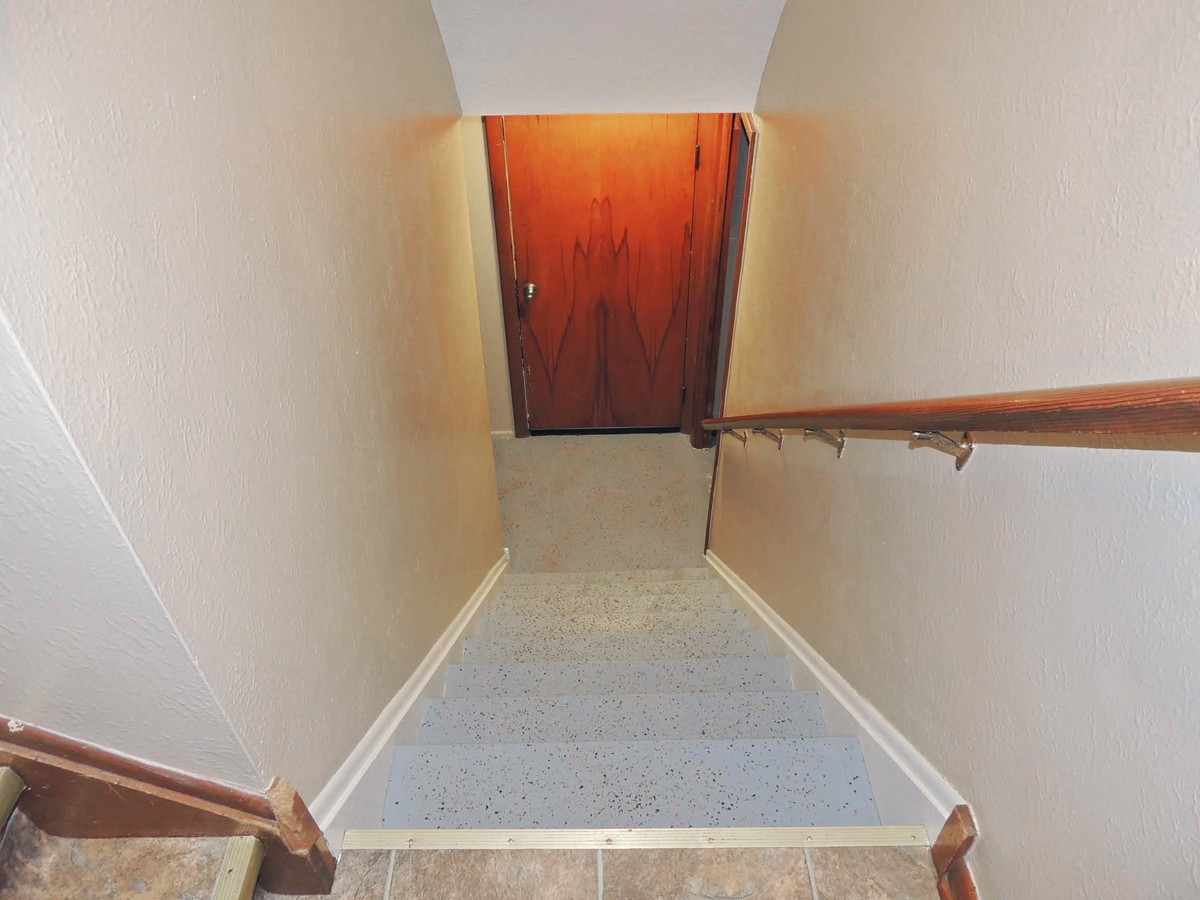 3 Bed – 1 Bath Ranch for Rent in Bedford | Spectacular All Brick! Image