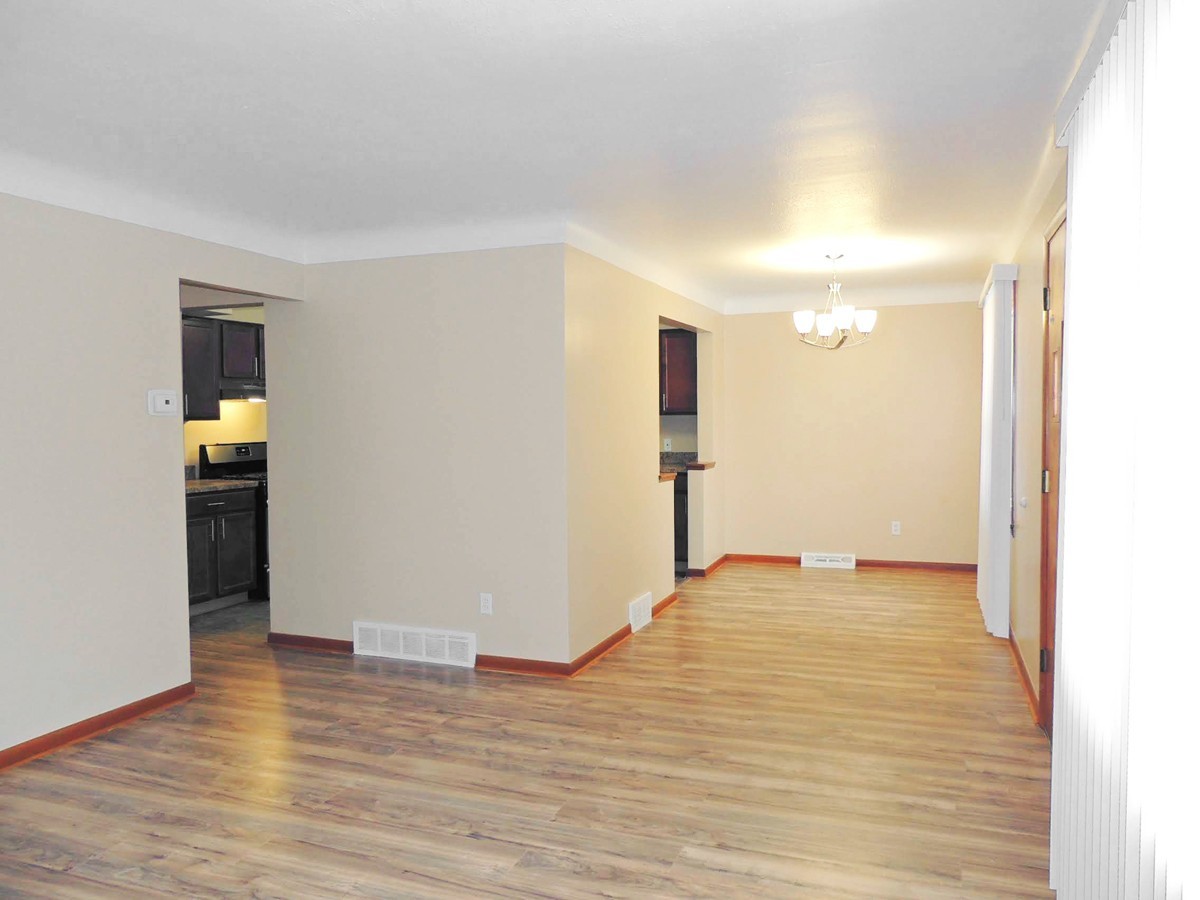 3 Bed – 1 Bath Ranch for Rent in Bedford | Spectacular All Brick! Image