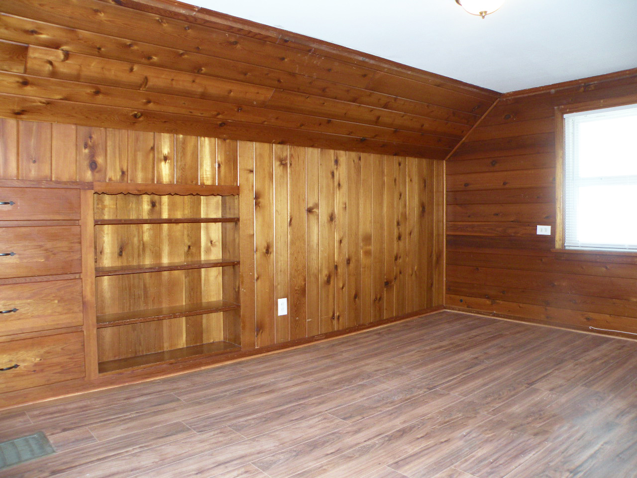 4 Bedroom Bungalow for Rent! Euclid, Ohio Image