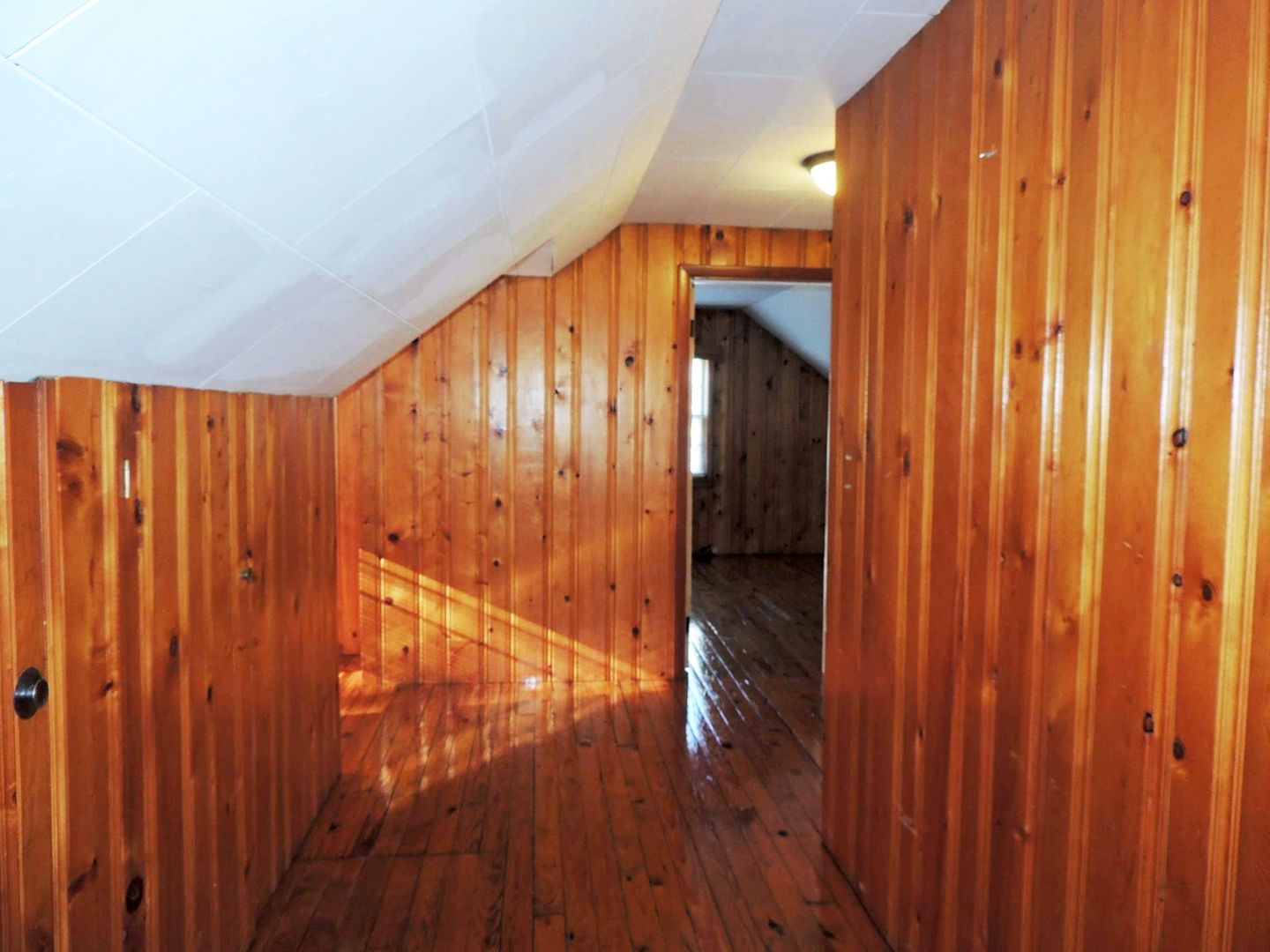 Completely Renovated 3 Bed – 2 Full Bath Cape Cod for Rent! Image