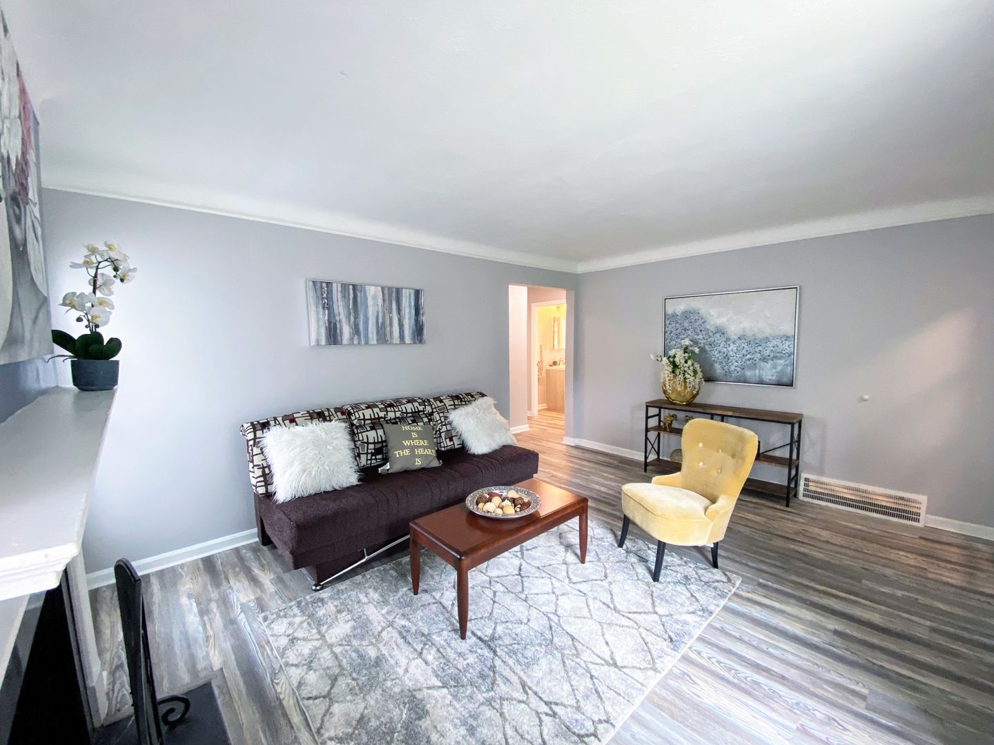 3 Bed – 1.5 Bath Cape Cod for Rent! Image