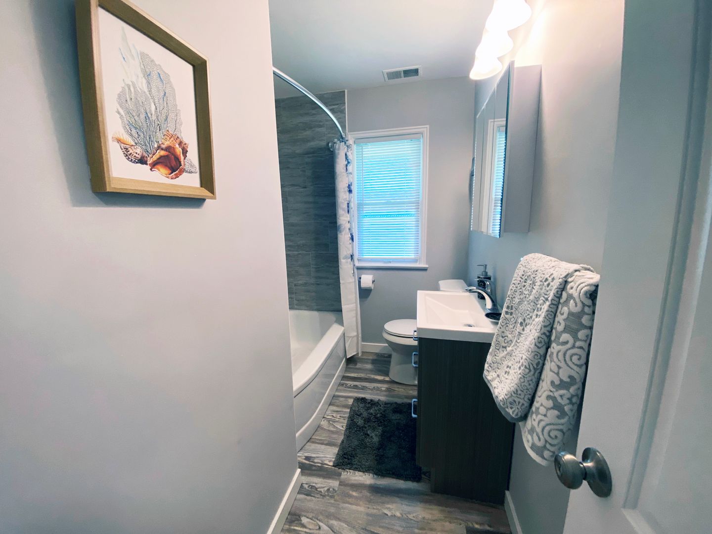 3 Bed – 1 Bath Colonial for Rent in Parma Heights! Image