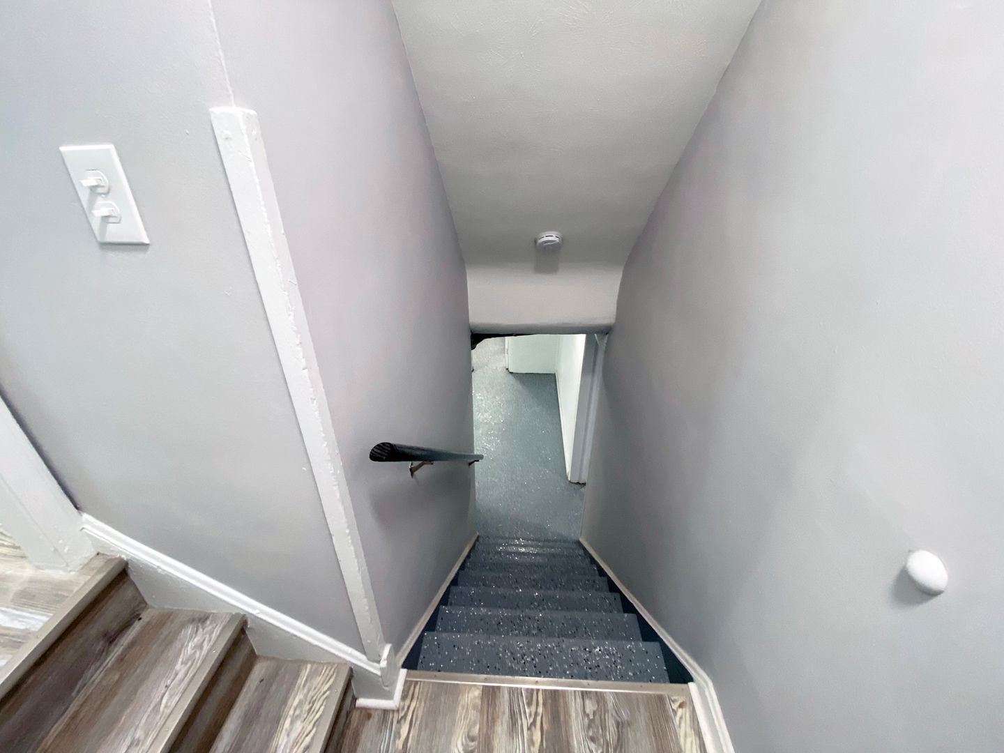 3 Bed – 1.5 Bath Cape Cod for Rent! Image