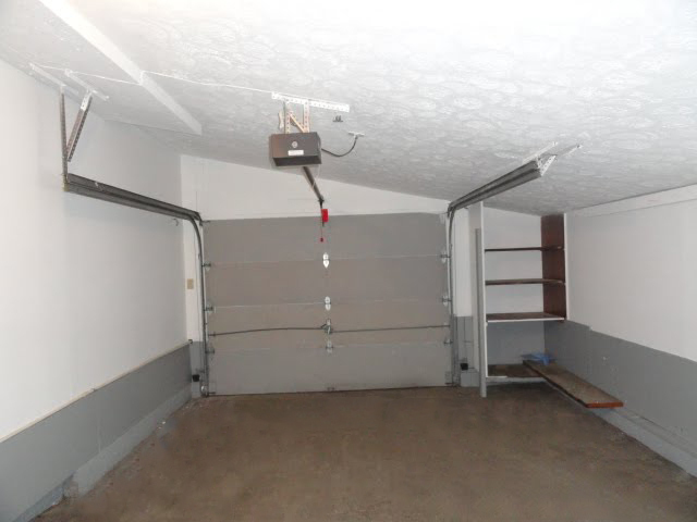Completely Renovated Highly Sought Ranch Style Home for Rent – 3 Beds/1.5 Baths! Image