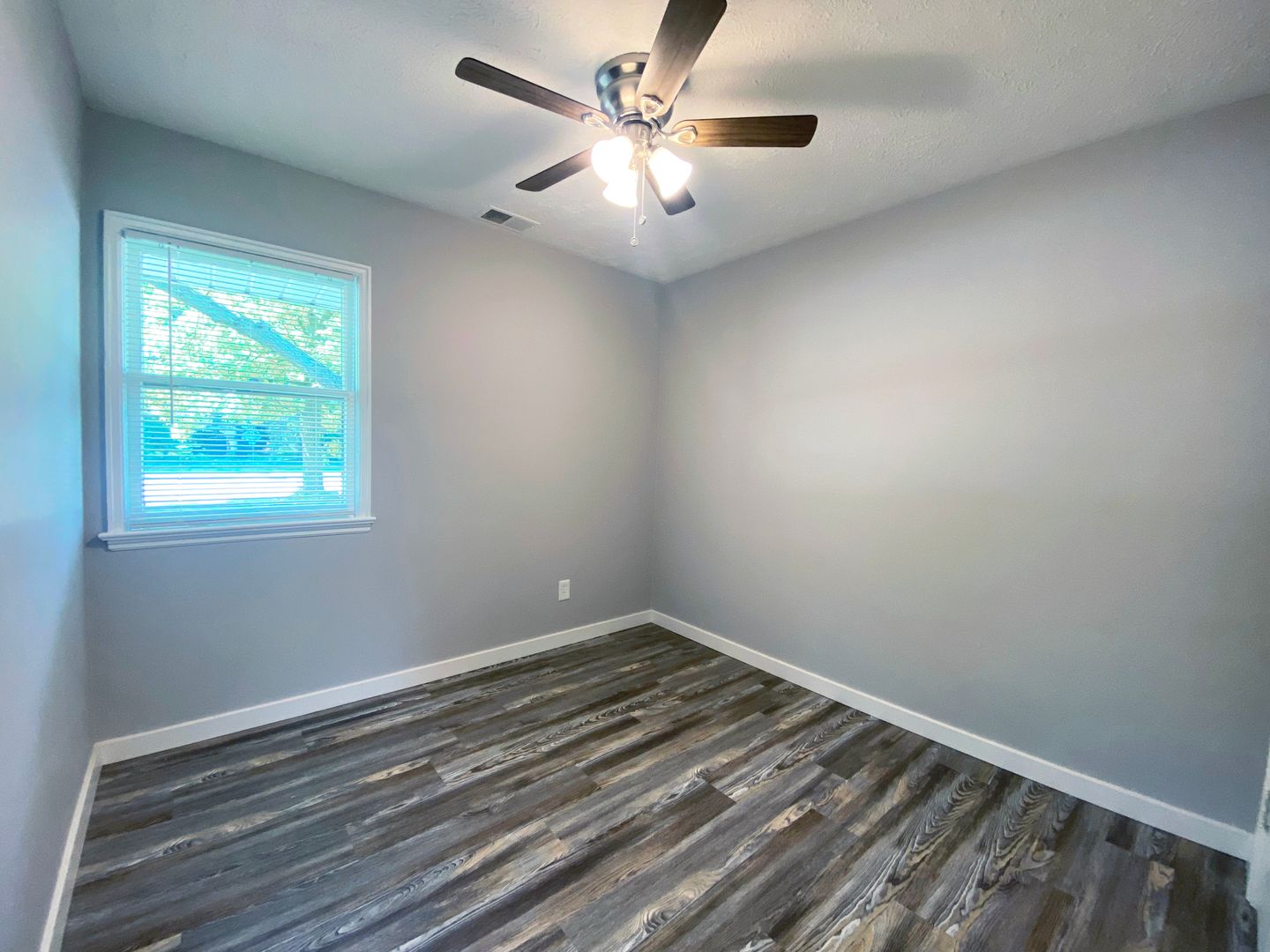 3 Bed – 1 Bath Colonial for Rent in Parma Heights! Image