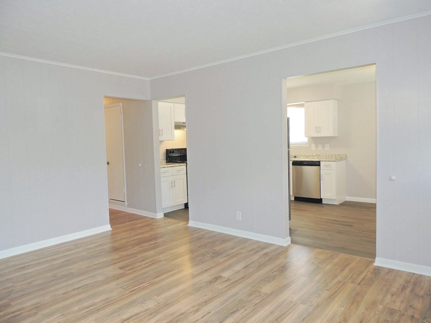 Enchanting 3 Bed – 1 Bath Ranch for Rent in Maple Heights! Image