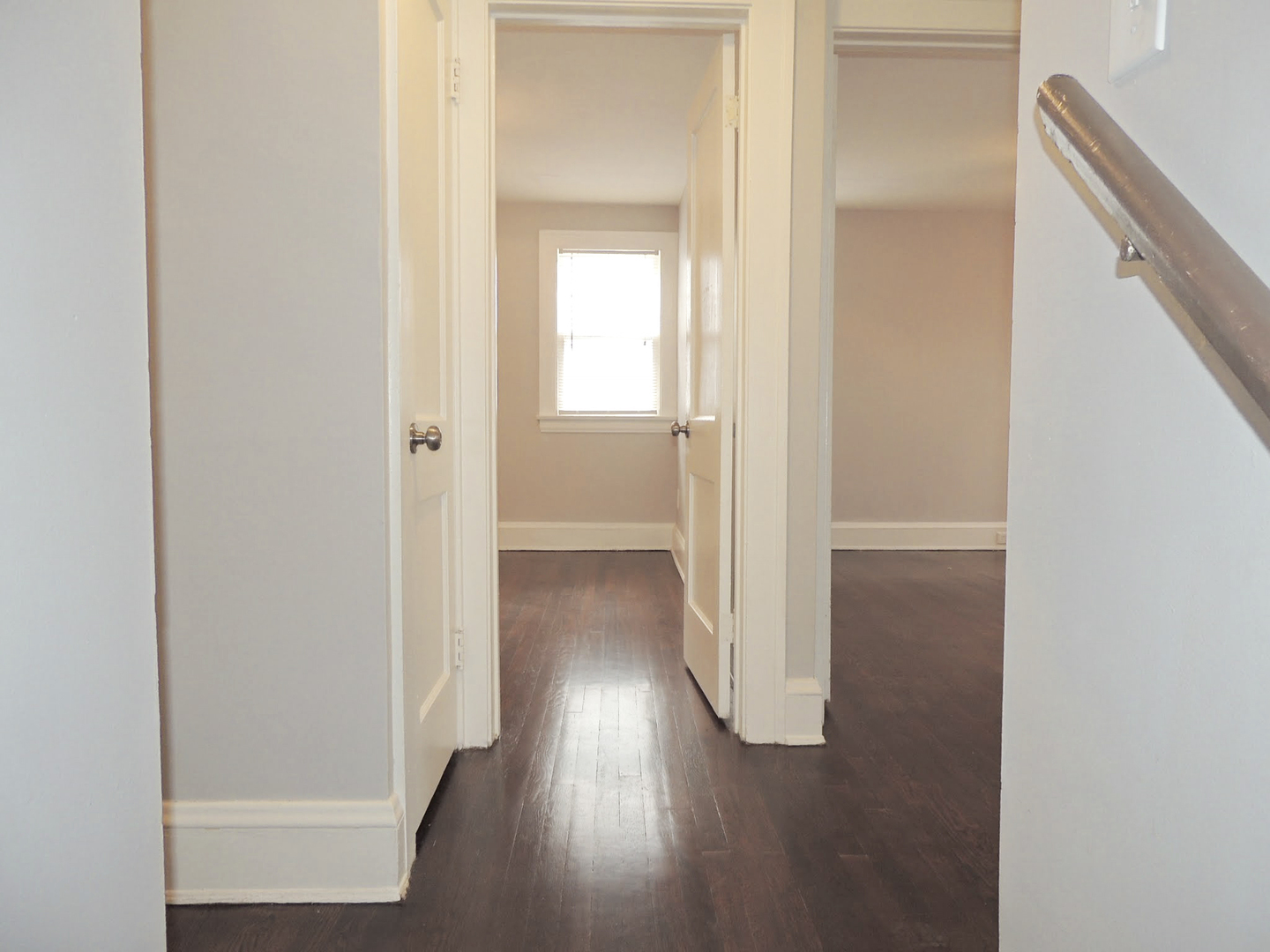 3 Bed – 1.5 bath Colonial for Rent! Image