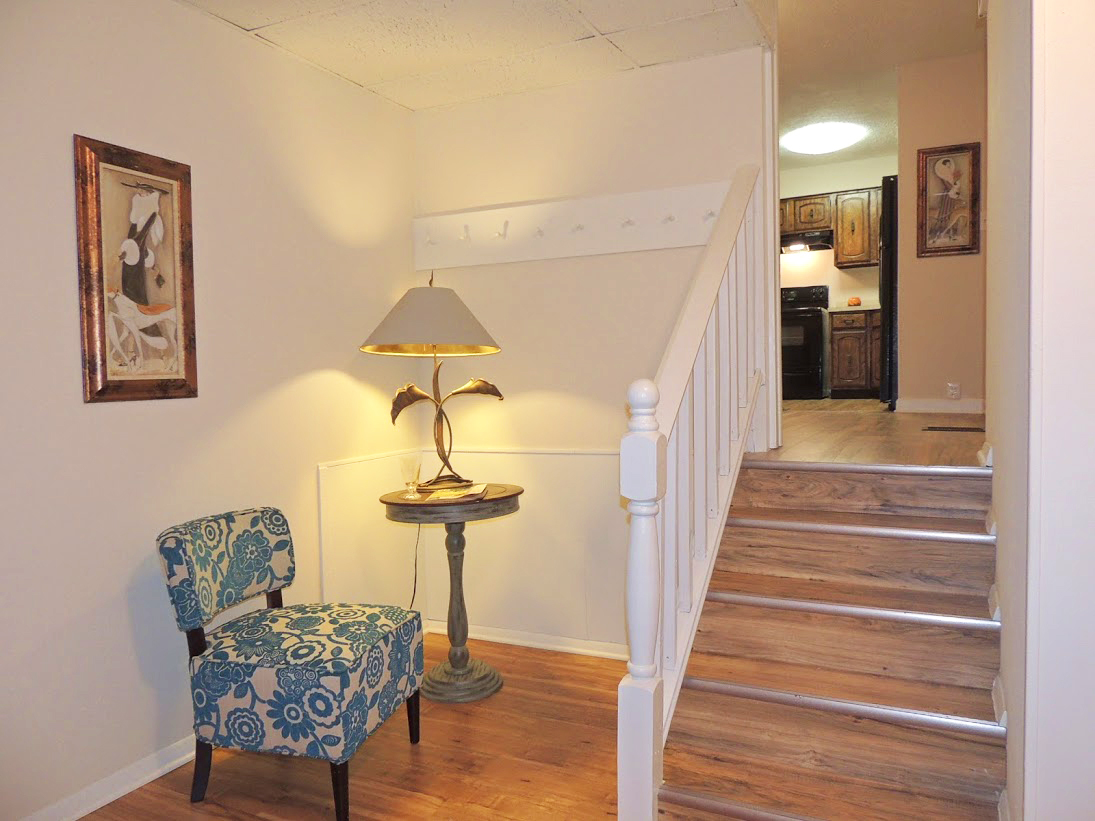 3 Bed – 2 Full bath Ranch for Rent – Completely Renovated! Image