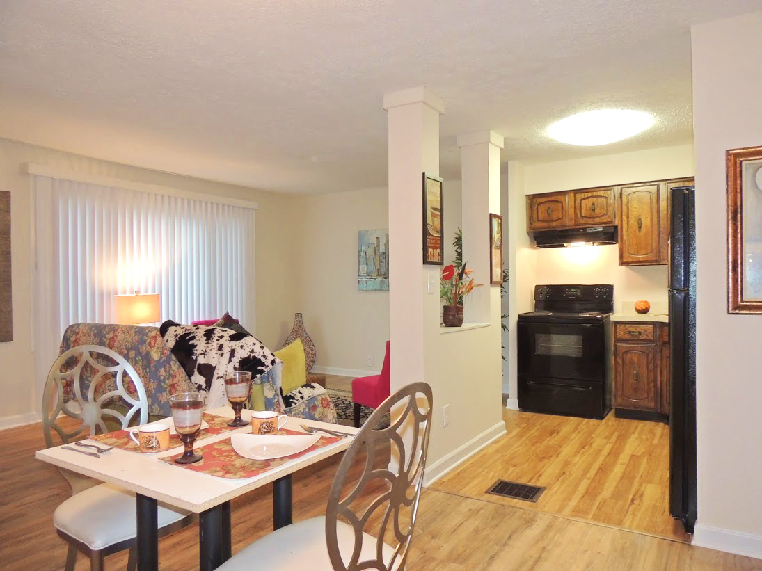 3 Bed – 2 Full bath Ranch for Rent – Completely Renovated! Image