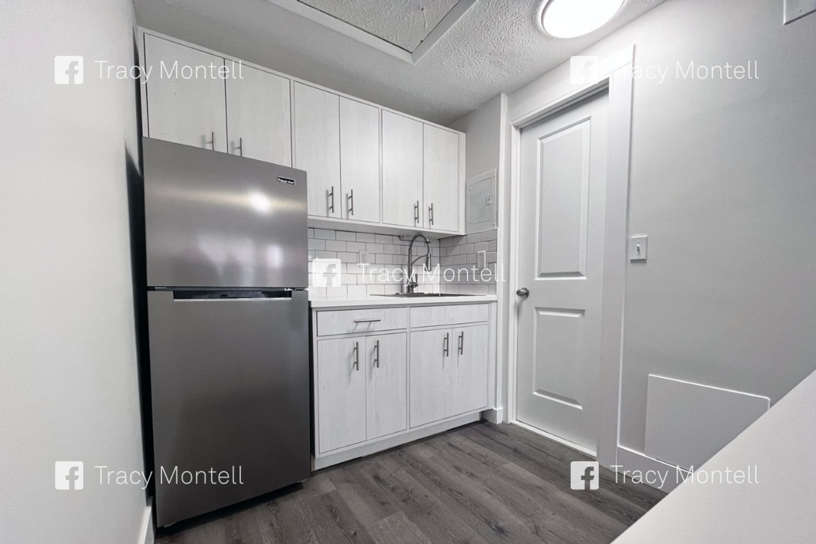 1 Bed and 1 Bath Apartments with In-Unit Laundry for Rent | Entirely Renovated Image