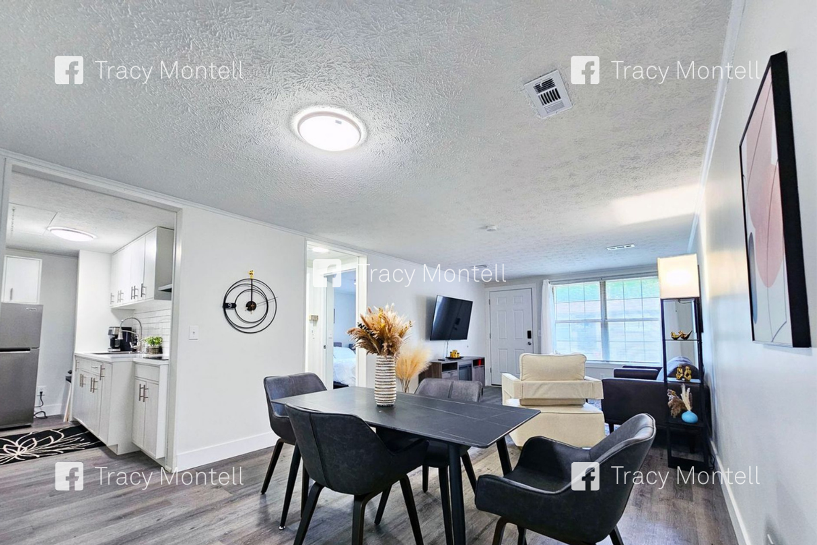1 Bed and 1 Bath Apartments with In-Unit Laundry for Rent | Entirely Renovated Image