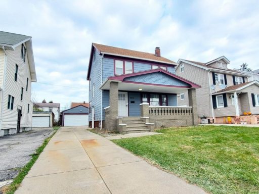 3 Bed – 1 Bath Colonial for Rent | Newly Renovated!