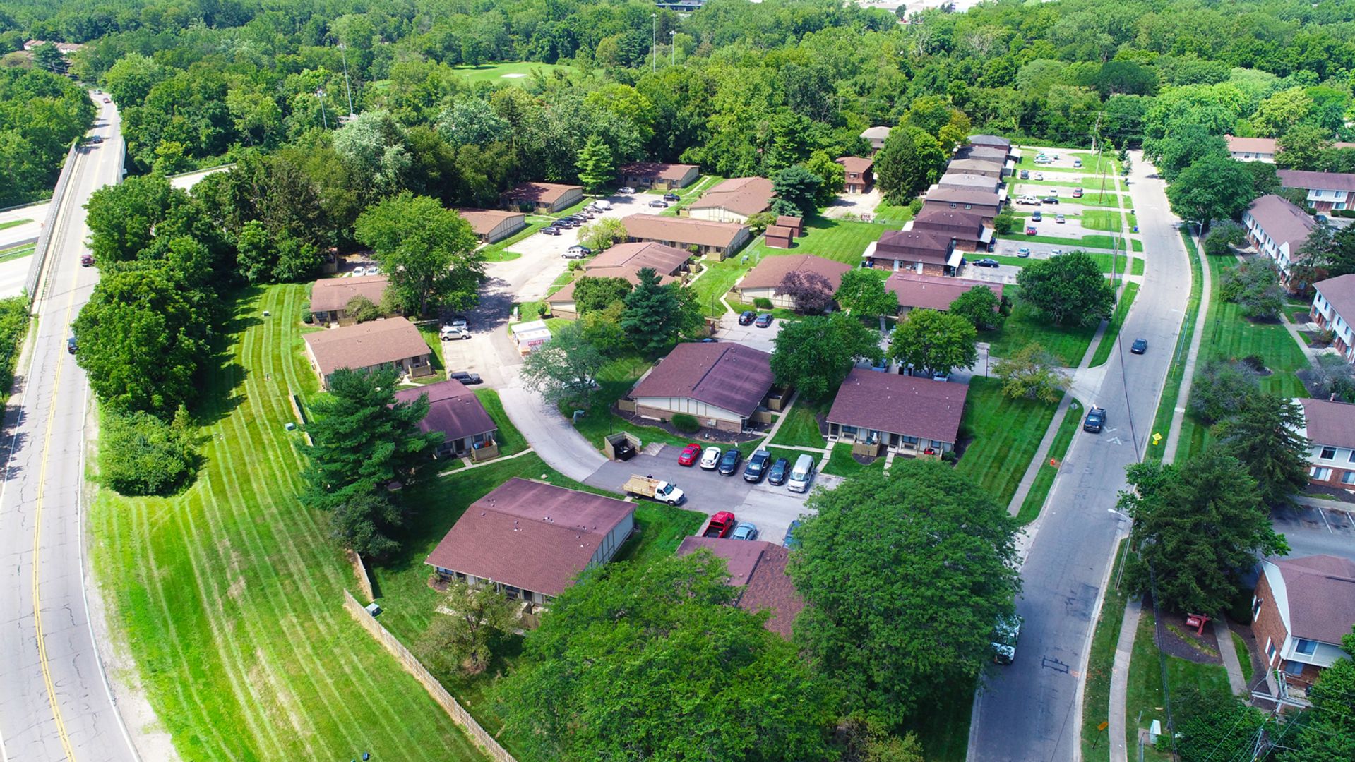 2 Bed and 2 Bath Apartments with In-Unit Laundry for Rent | Completely Renovated Image