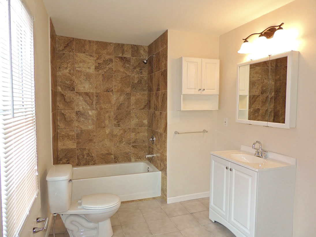 4 Bed – 2 Full Bath Cape Cod for Rent in Shaker Heights | Entirely Renovated! Image