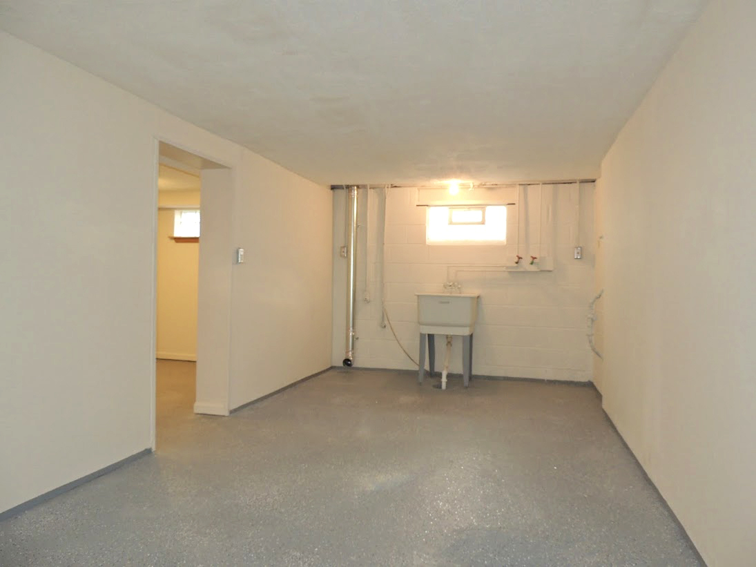 3 Bedroom Bungalow for Rent! Image
