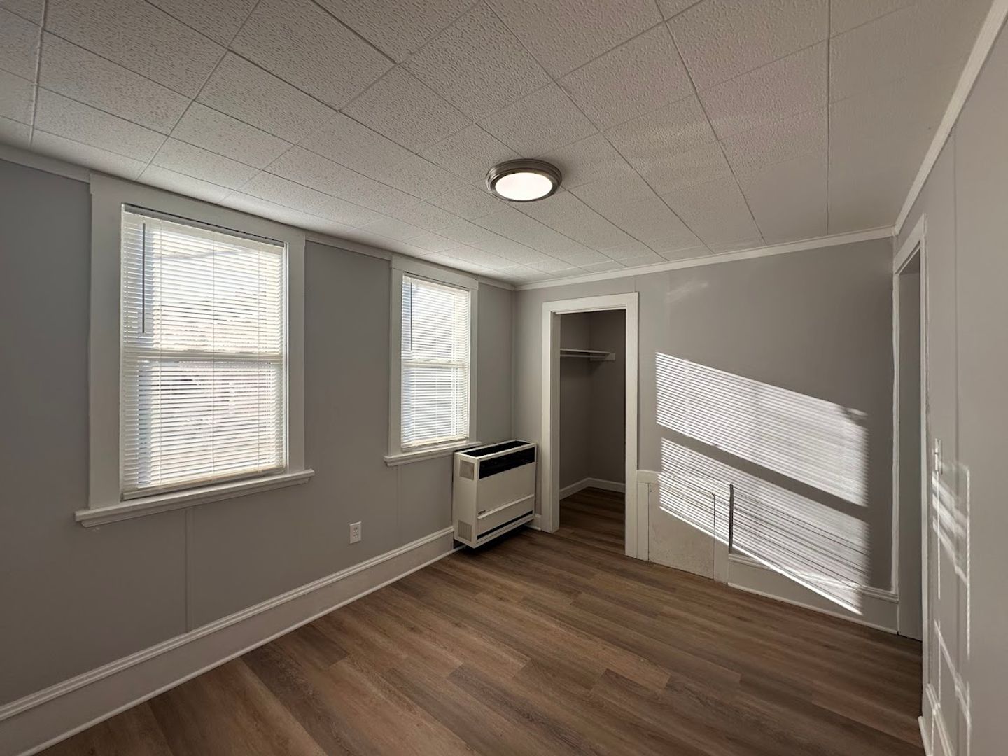 Modern & Cozy Loft Apartment in Prime Euclid Location Image