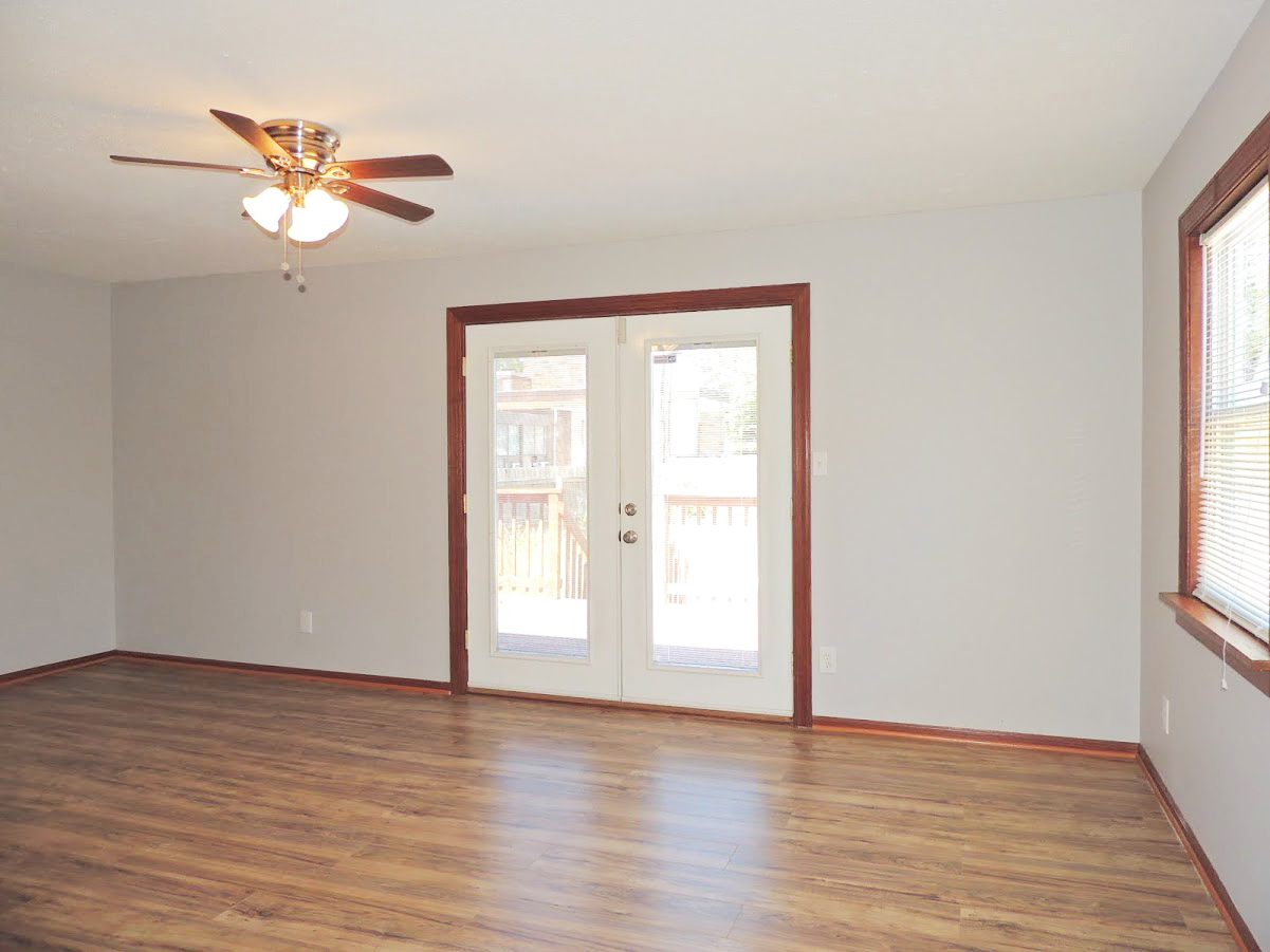 3 Bed – 2 Full Bath Cape Cod for Rent in Euclid, Ohio! Image