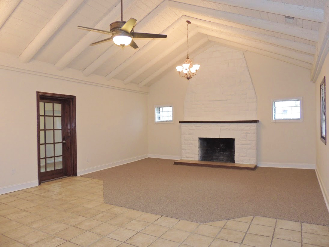 Extraordinary 4 Bedroom 2 Full Bathroom Colonial available for Rent! Image
