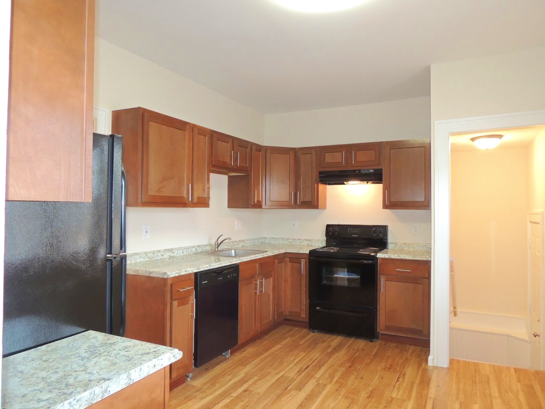 4 Bed – 2 Full Bath Cape Cod for Rent in Shaker Heights | Entirely Renovated! Image
