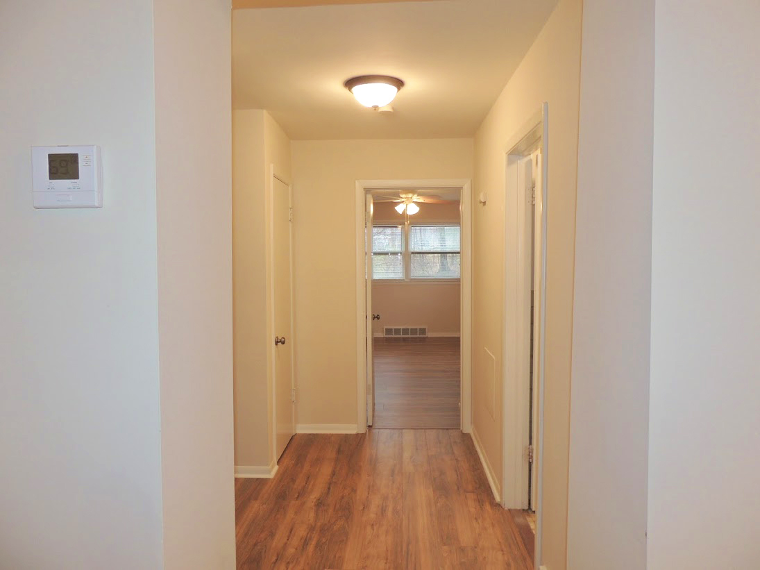 Extraordinary 4 Bedroom 2 Full Bathroom Colonial available for Rent! Image