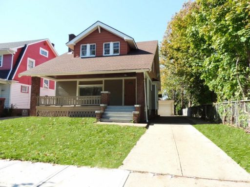 4 Bed – 2 Full Bath Cape Cod for Rent in Shaker Heights | Entirely Renovated!